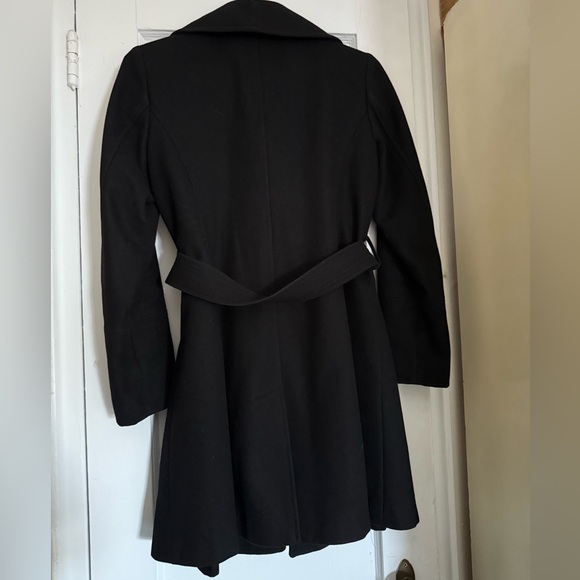 Coat - Picture 6 of 11